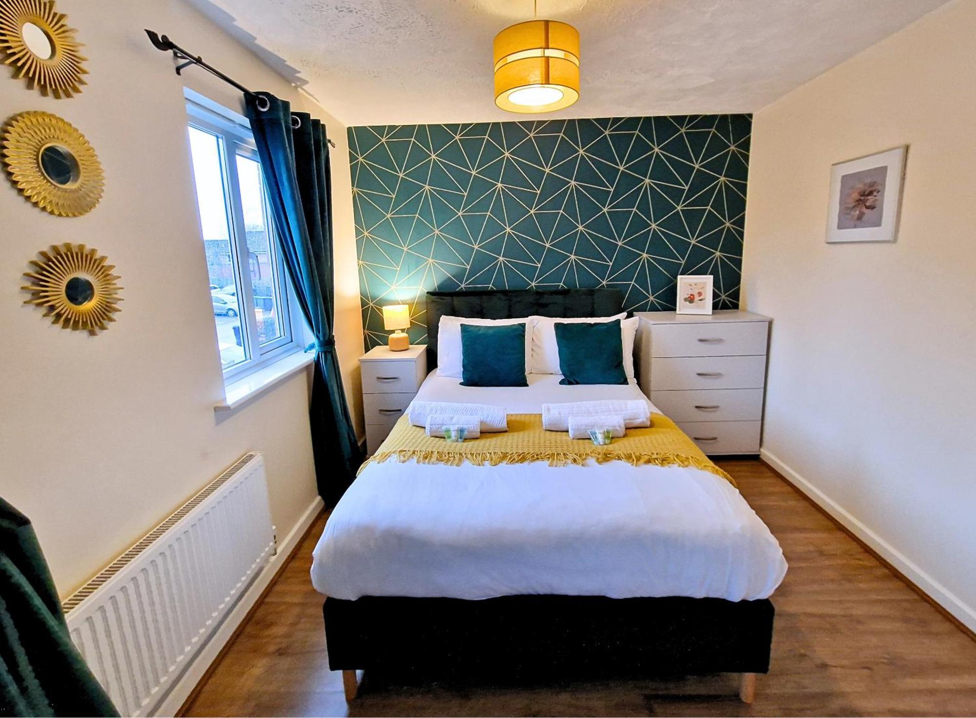 Manchester Townhouse By Bevolve - 4 Bedrooms - Free Parking Extérieur photo